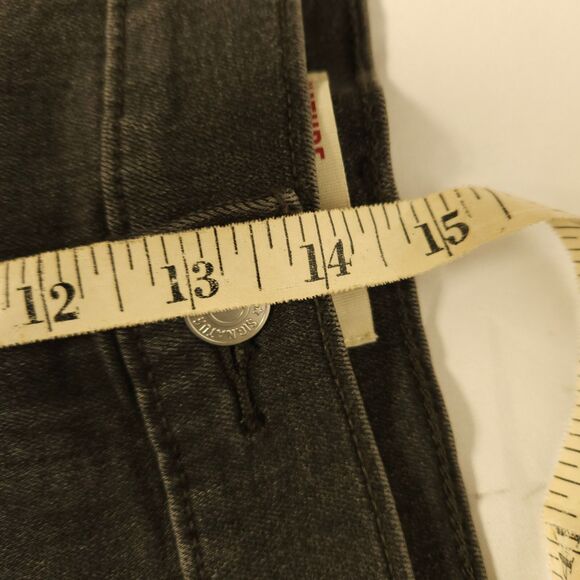 NWT Signature Levi Strauss Womens 26 Gray Heritage High-Rise Fray Hem Shorts - Picture 7 of 8